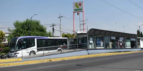 Con obras inconclusas y paraderos a medias no se puede cobrar en la RUTA 4