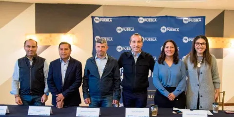 La reconstrucción democrática del país inicia en los municipios: Riestra
