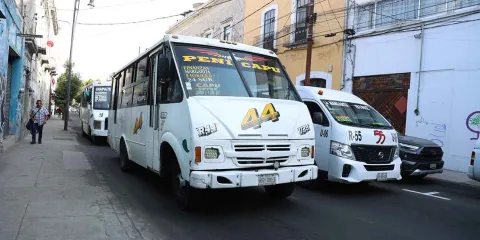 ¡Cuidando el bolsillo! Armenta anuncia reemplacamiento solo para transporte público 