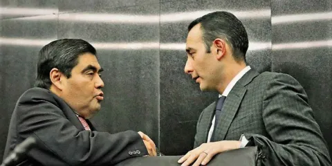 Roberto Gil limpia su imagen y niega vínculos con Luis Barbosa en caso ASE y Udlap