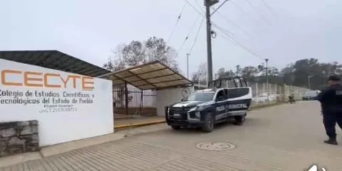 Amagan al director del Cecyte de Xicotepec; se llevaron dinero, celulares y laptops