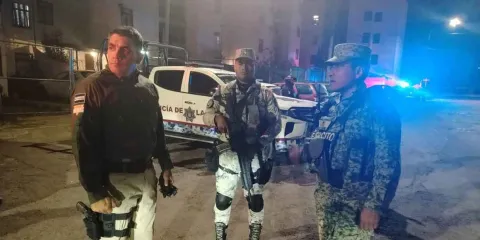 Ataque armado deja dos muertos y tres heridos de bala en bar de Bosques de San Sebastián