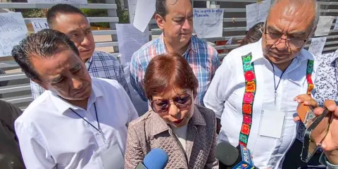 Alumnos de la BUAP liberan Contaduría; la rectora espera diálogo en CU