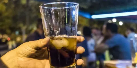 Gobiernos pasados toleraron venta clandestina de alcohol y proliferó la violencia: Gobernación