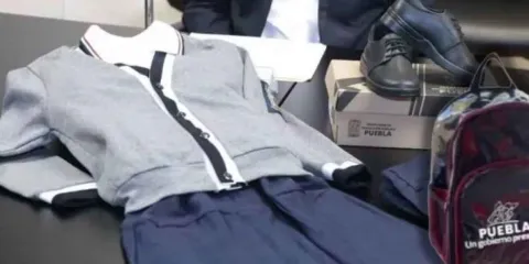 Uniformes y zapatos escolares serán comprados a la industria poblana