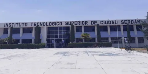 Altagracia Andrade, nueva directora del Tecnológico de Serdán tras la renuncia de Miguel Choy por presuntos abusos