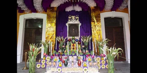Inauguran tradicional Altar de Dolores en Casa de Cultura de Puebla