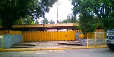 Padres denuncian "cooperación forzosa" y malversación de recursos en Centro Escolar José María Morelos y Pavón