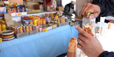 Franquicias en escuelas de Puebla se adaptan a nueva norma de alimentos saludables