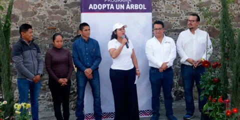 Conmemora Lupita Cuautle el Día de la Madre Tierra con jornada de adopción de árboles