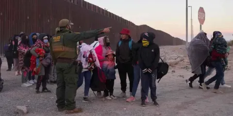 En tres meses TRUMP ha deportado a 2 mil 239 poblanos