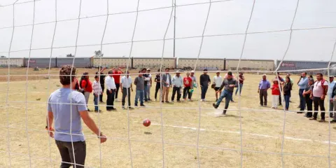 Las familias de Cuautlancingo merecen espacios deportivos dignos: Omar Muñoz