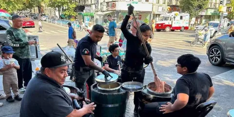 Las nieves de garrafa de la familia Cortés conquistan Brooklyn