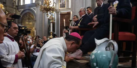Lavatorio de pies en Catedral y la Visita de las 7 casas