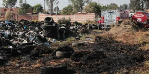 Quema clandestina provoca alerta ambiental en Puebla