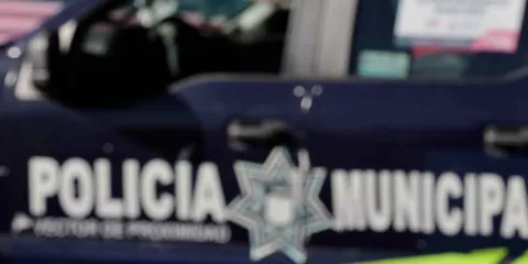 Robo exprés en Izúcar: ferretería del centro sufre atraco