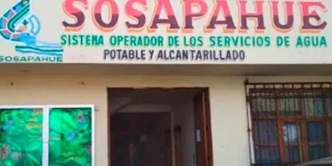 SAT amenaza con embargar a SOSAPAHUE por adeudo millonario heredado