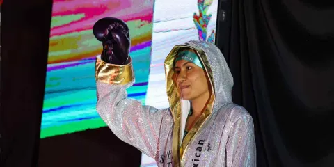 Triunfo contundente: Gaby Sánchez defiende cinturón de plata en Puebla