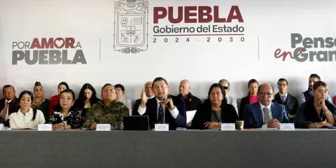 Bajan a la titular de la Casa del Abue; Armenta anunció más ajustes al gabinete