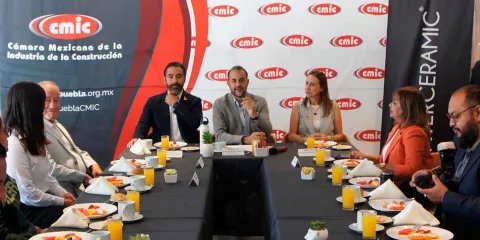 CMIC Puebla lanza campaña "Puebla Comparte, Hambre Cero" para donar 5 toneladas de alimentos