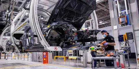 Empresas poblanas de autopartes logran exención de aranceles en EU