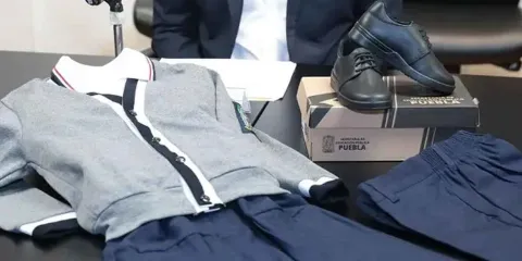 Gobierno de Puebla entregará más de un millón de uniformes gratuitos