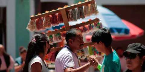 Más de 32.5 millones de mexicanos trabajan en condiciones informales