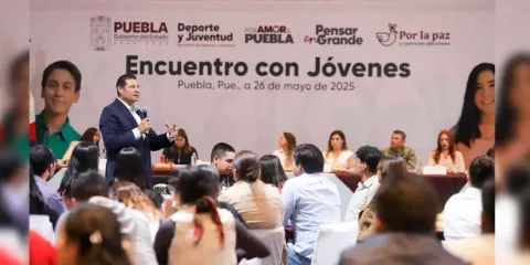 Jóvenes: El motor para la transformación de Puebla, afirma Alejandro Armenta