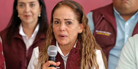  Morena rompe vínculos con edil de Cuautempan 