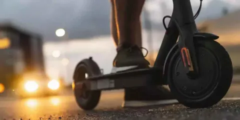 Movilidad le puso pausa al emplacamiento de los Scooters