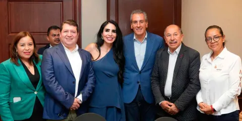Pepe Chedraui participó en la 1ª Reunión de la Mesa Directiva de la AALMAC