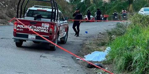 Persecución por asalto termina en muerte del sospechoso en Tlapanalá 
