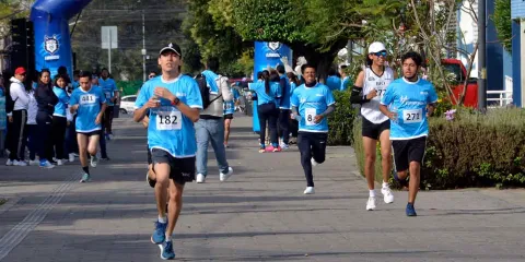 BUAP celebra con carrera el Día de la Enfermería y reconoce su labor esencial