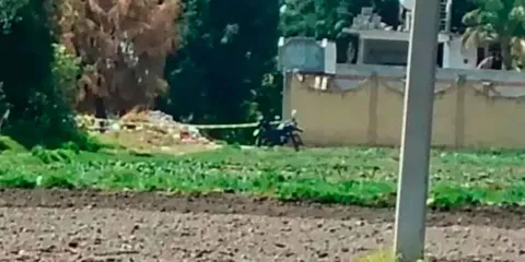 Hombre se quita la vida dentro del panteón de Hueyatzacoalco, Texmelucan