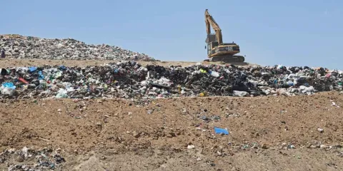 Armenta anunció reconversión de rellenos sanitarios para frenar contaminación ambiental