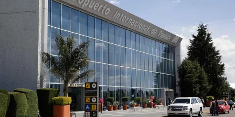 Aeropuerto Hermanos Serdán con potencial logístico para detonar el comercio exterior en Puebla: CANACO
