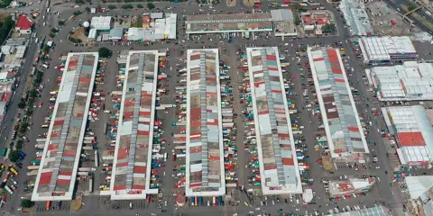 Demolerán 26 bodegas en la Central de Abasto; están sobre ductos de Pemex