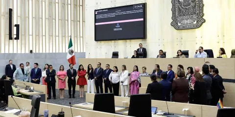 Tensión en el Congreso de Puebla: diputadas se enfrentan por debate sobre ciberacoso