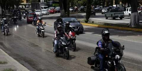 El PRI propone foros para frenar protestas a la Ley Chaleco