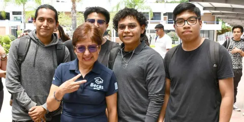 El Programa Integral de Becas de la BUAP apoya a cerca de 17 mil estudiantes al año