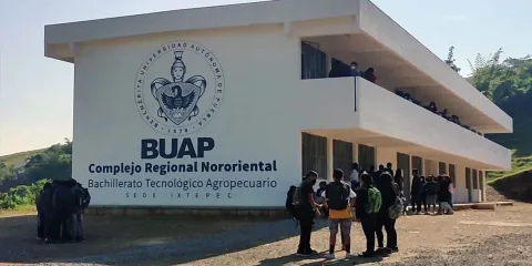 La BUAP también suspendió clases en Complejos Nororiental y Norte