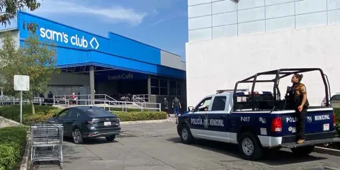 Ladrones dejaron sin celulares al Sam’s Club de Forjadores