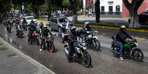 Diputada Delfina Pozos critica ambigüedad de la Ley Chaleco y alto costo para motociclistas