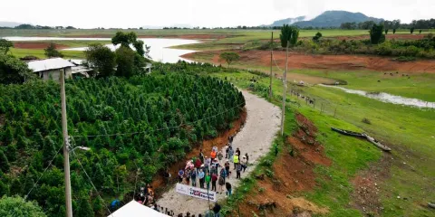  Mejora el acceso al Barrio La Mesita, en Huauchinango
