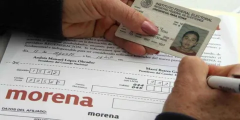 Morena retoma entrega de credenciales y anuncia nueva estrategia de afiliación en 2025