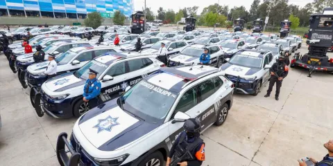 Puebla refuerza seguridad con 100 patrullas y 10 torres de videovigilancia