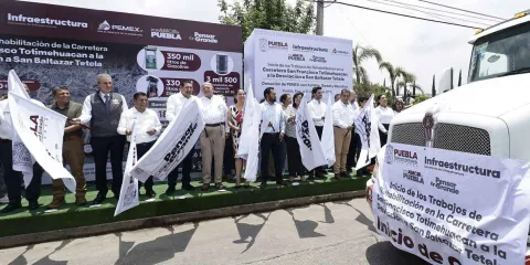 Rehabilitarán carretera Totimehuacan–San Baltazar Tetela con apoyo federal