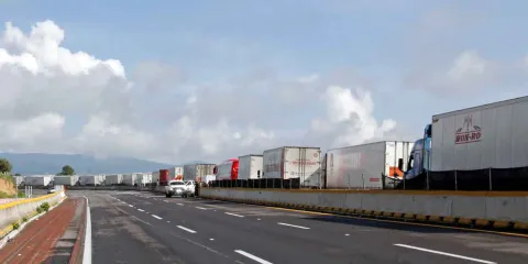 Puntos de control y patrullajes en autopista Puebla-México para frenar delincuencia 