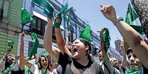 El aborto quedará como delito en el Código Penal de Puebla