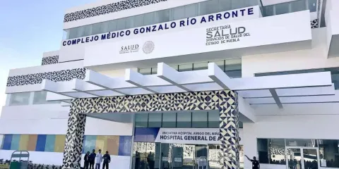 Médicos exigen destitución del director del hospital Río Arronte en Atlixco